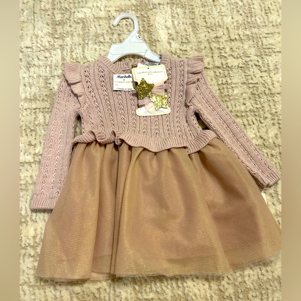 Beautiful lilac baby girl dress outfit. NWT.